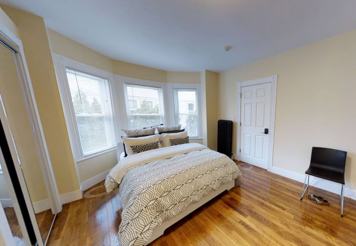 Apartment for rent at 7 Blake St #I, Cambridge, MA 02140