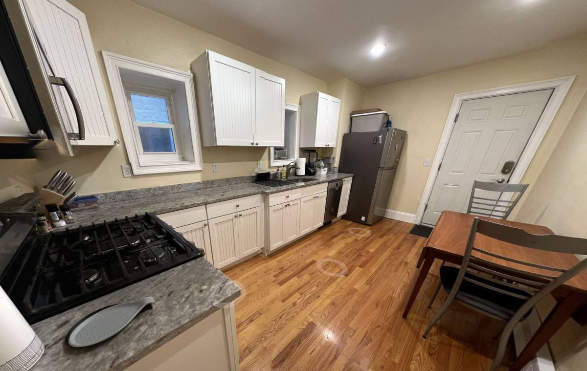 Apartment for rent at 41 Cross St #I, Somerville, MA 02145