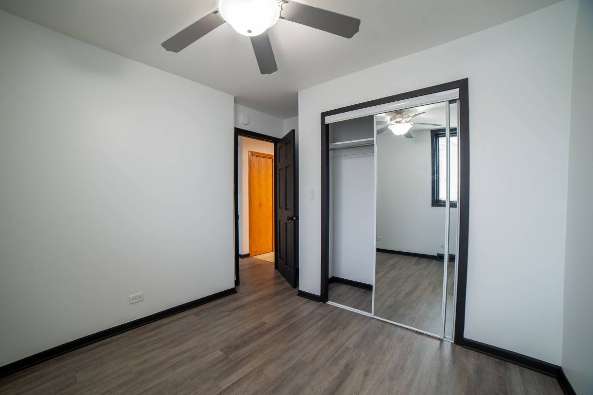 Apartment for rent at 6546 W Cornelia Ave #1, Chicago, IL 60634