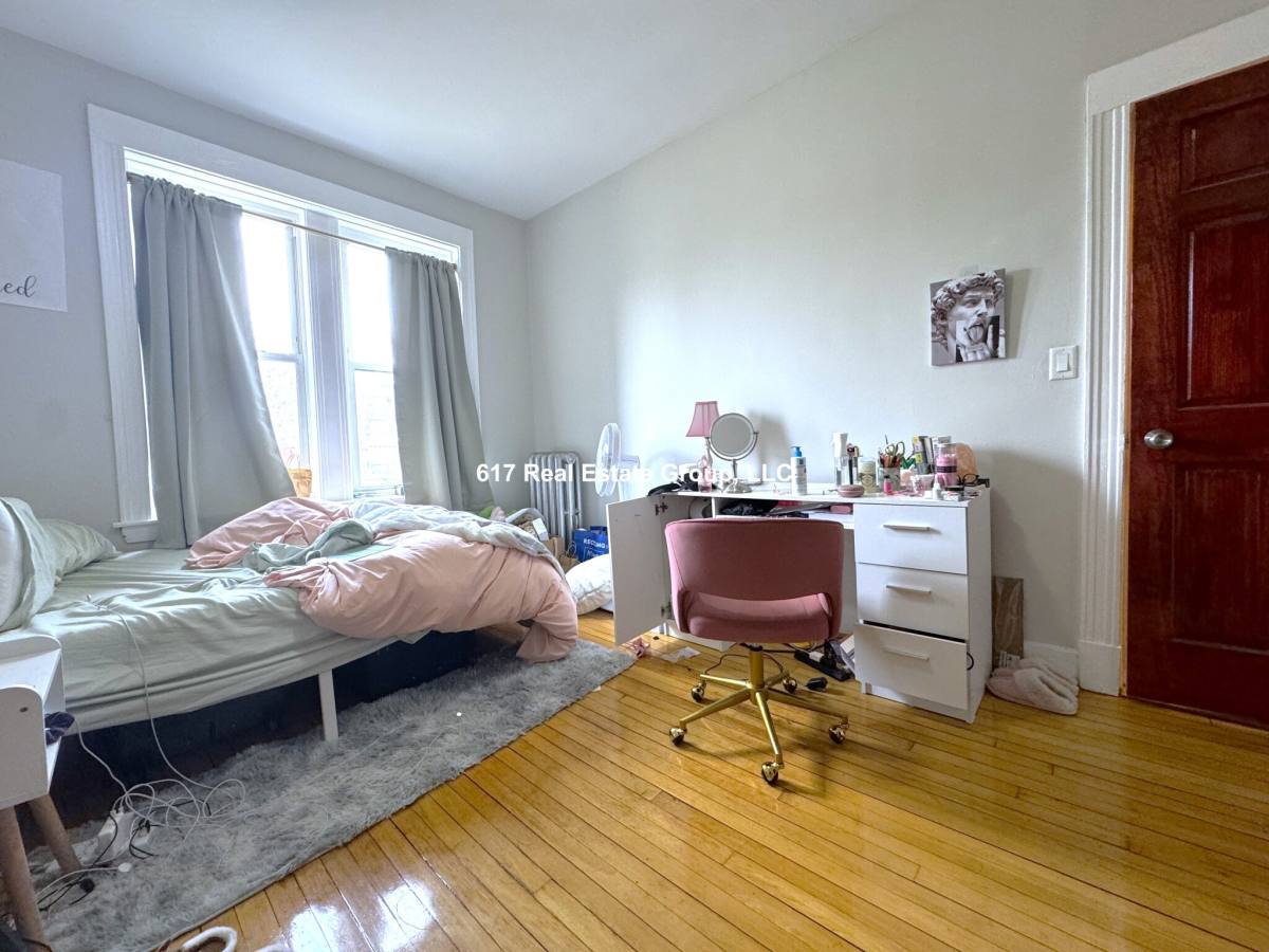 Apartment for rent at 8 Farrington Ave #I, Allston, MA 02134
