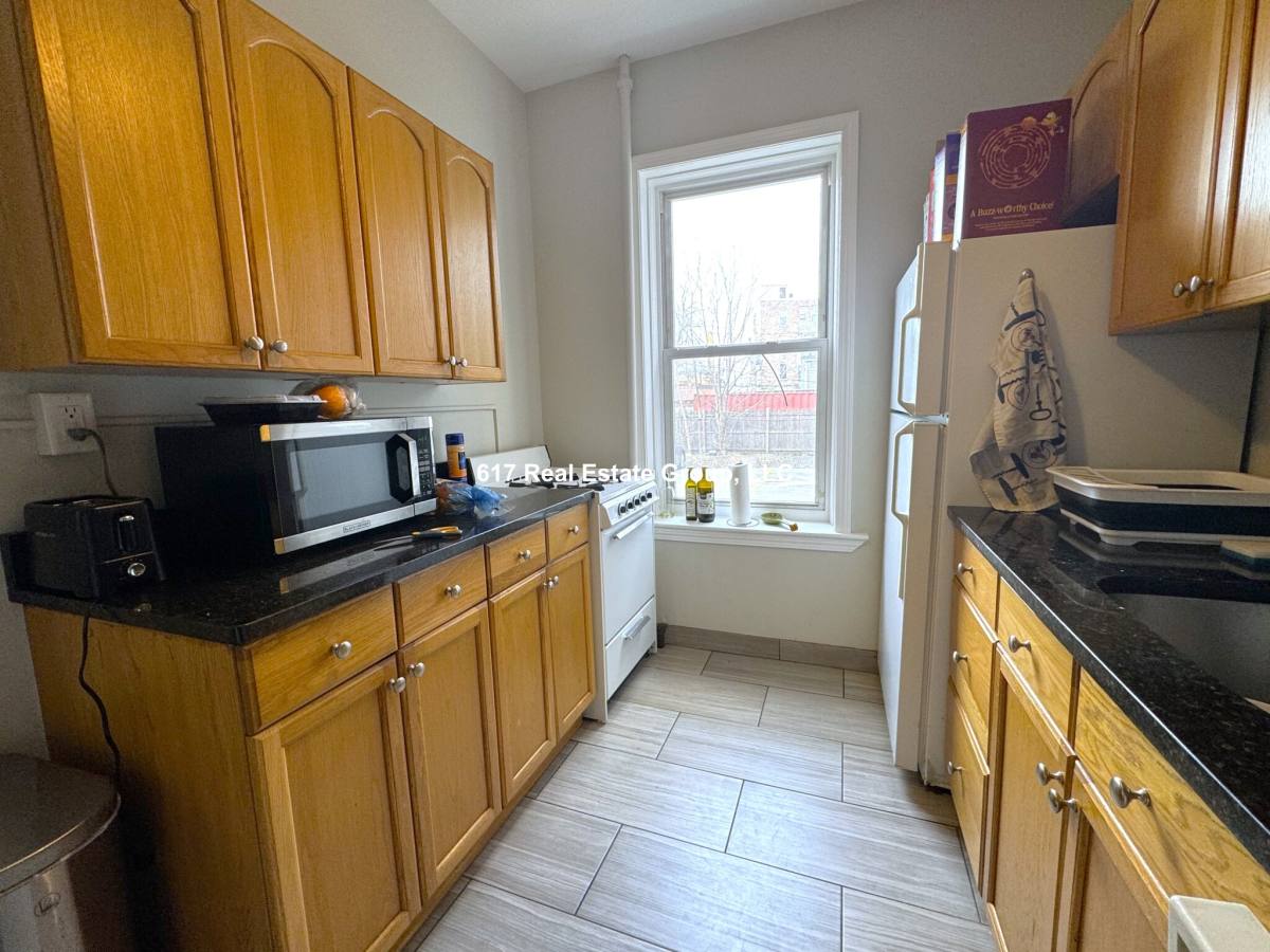 Apartment for rent at 8 Farrington Ave #I, Allston, MA 02134