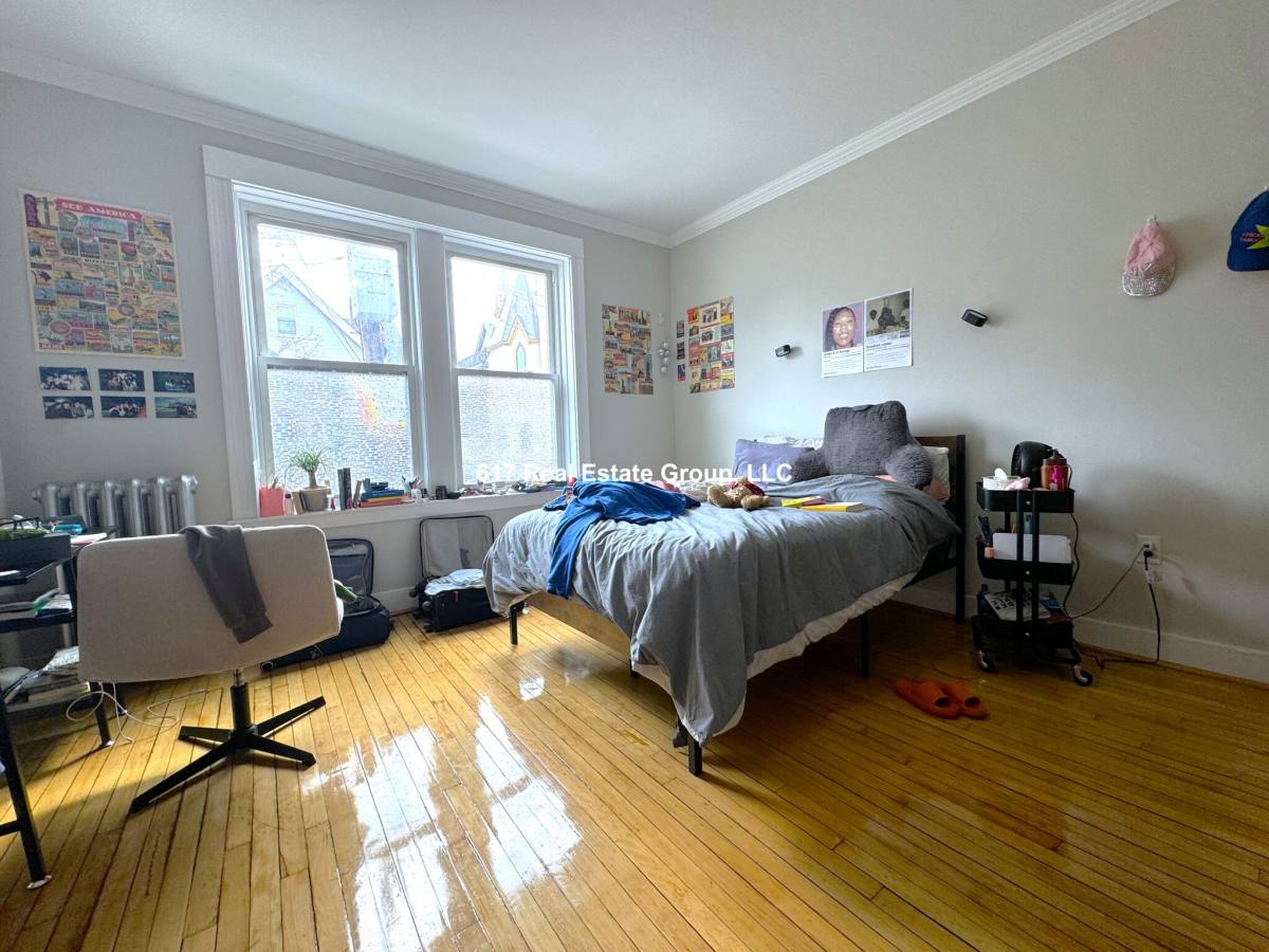 Apartment for rent at 8 Farrington Ave #I, Allston, MA 02134