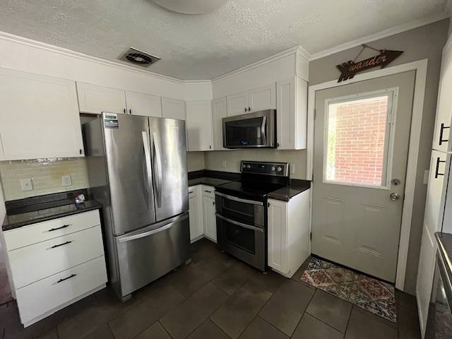 House for rent at 1835 Inglewood Dr, Columbia, SC 29204