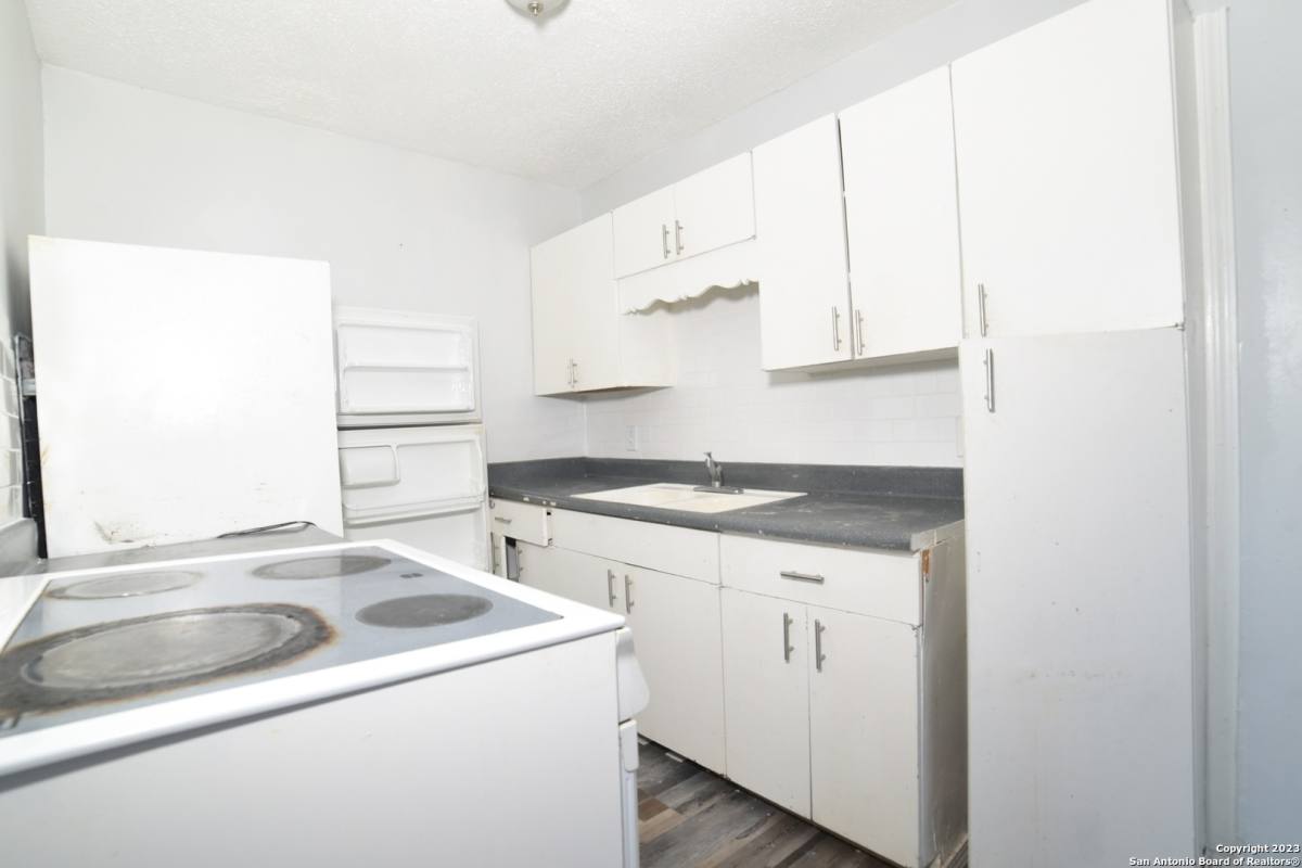 Apartment for rent at 6641 San Pedro Ave #1, San Antonio, TX 78216