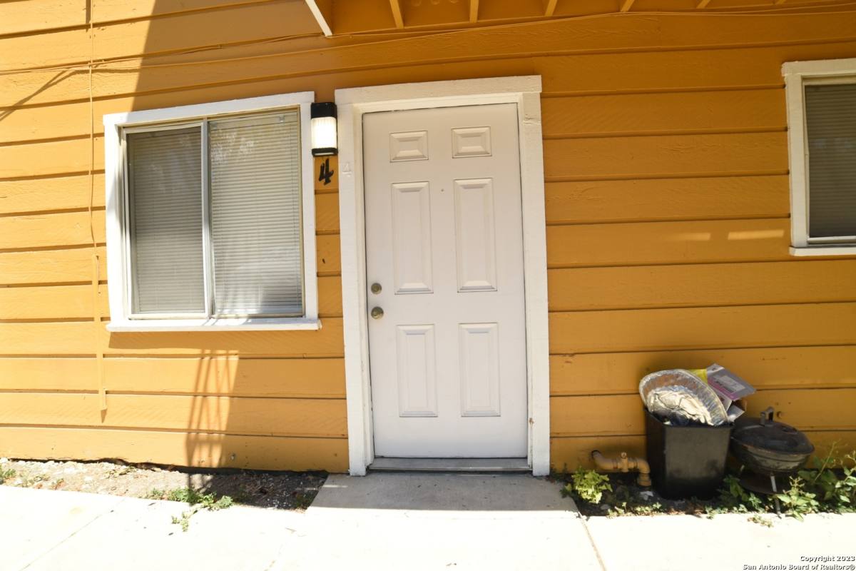 Apartment for rent at 6641 San Pedro Ave #1, San Antonio, TX 78216