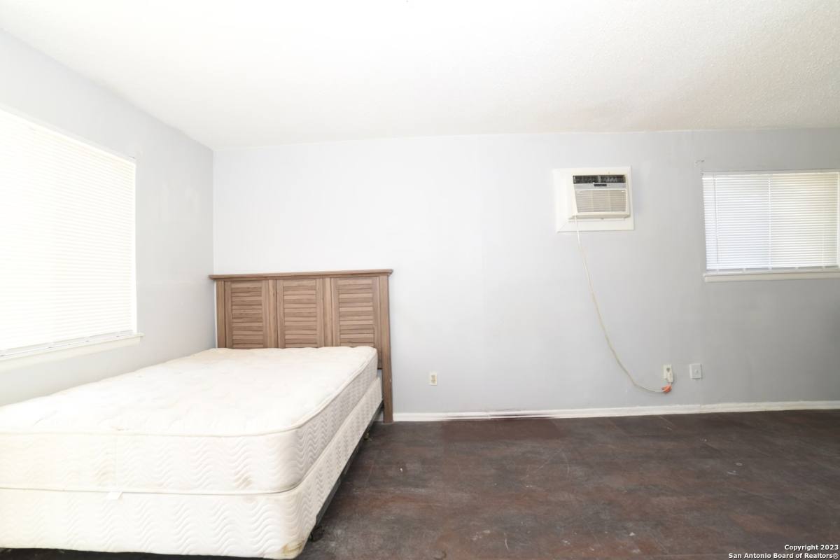 Apartment for rent at 6641 San Pedro Ave #1, San Antonio, TX 78216