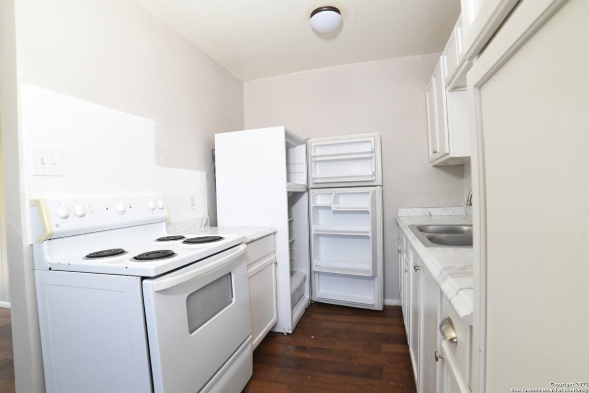 Apartment for rent at 6641 San Pedro Ave #1, San Antonio, TX 78216