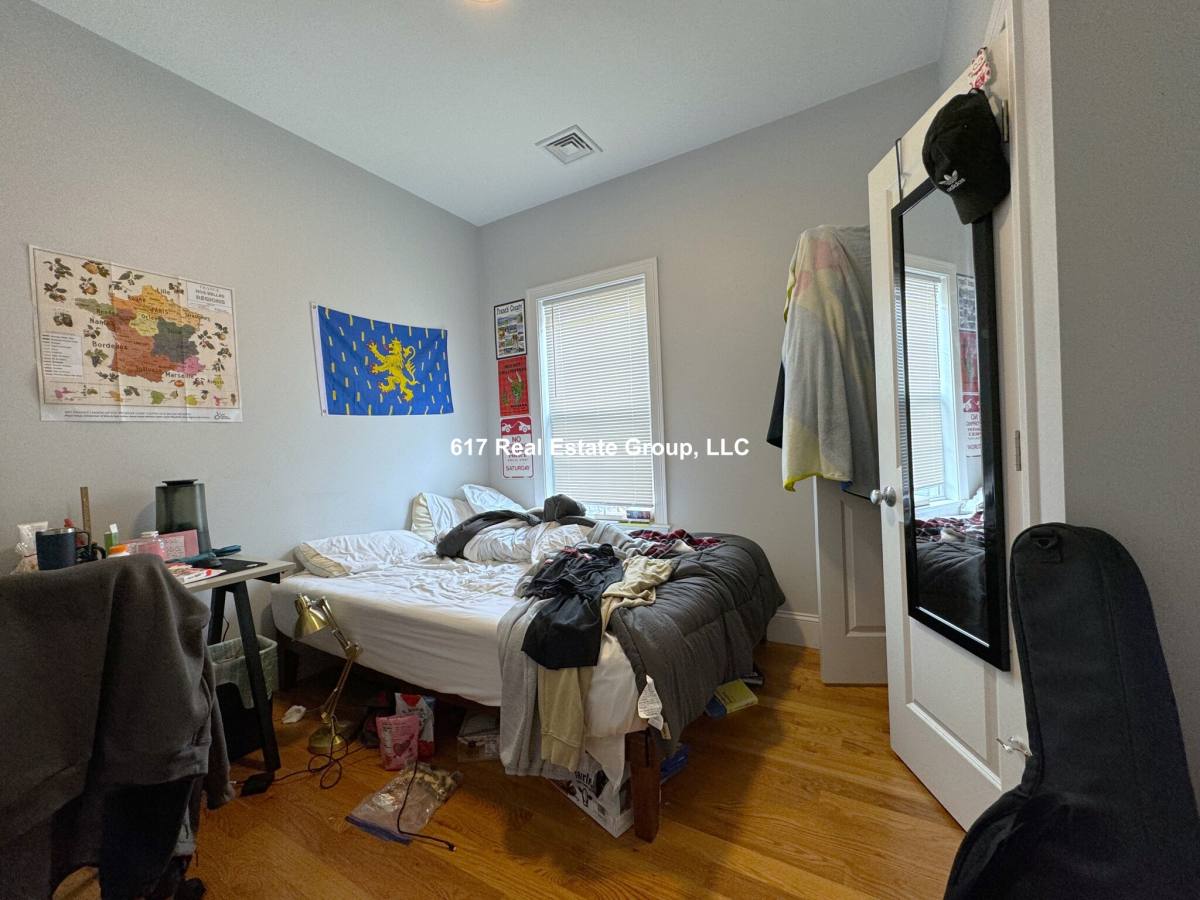 Apartment for rent at 8 Islington St #O1, Allston, MA 02134