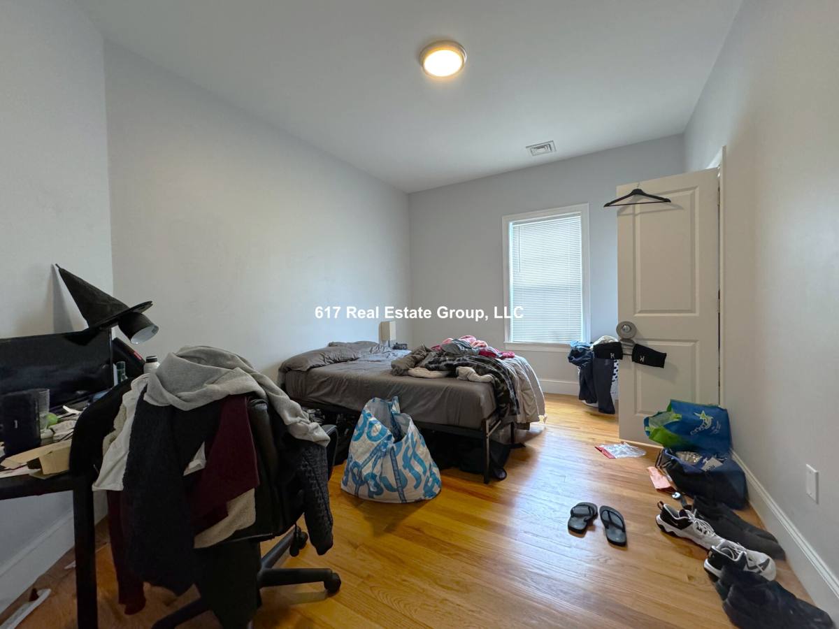 Apartment for rent at 8 Islington St #O1, Allston, MA 02134