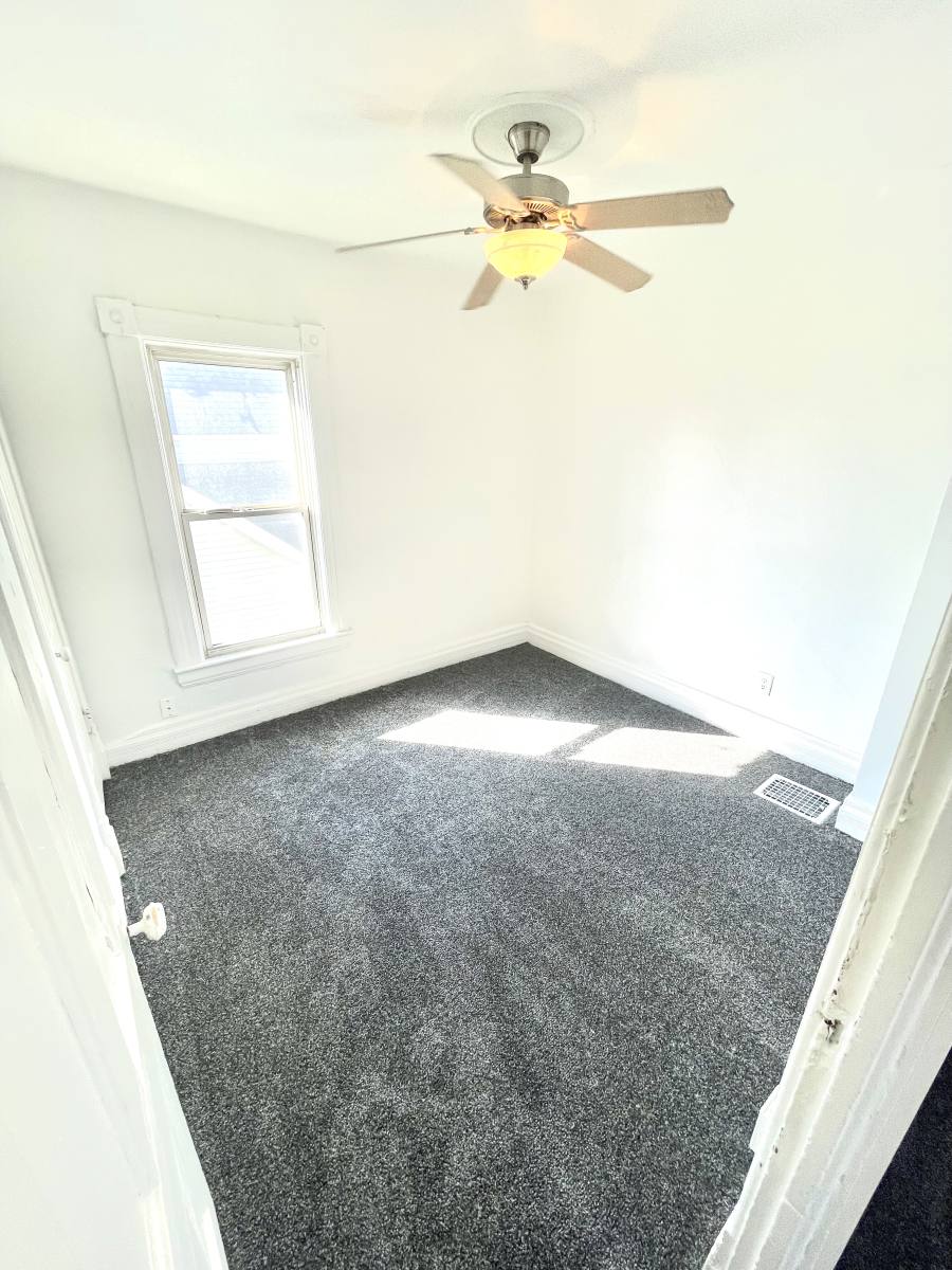 Apartment for rent at 368 S Foley Ave, Kankakee, IL 60901