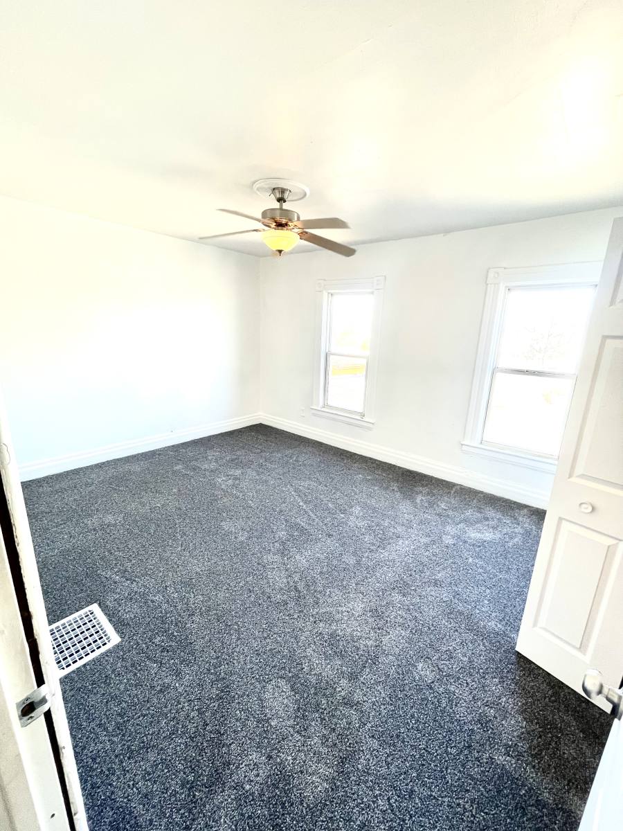 Apartment for rent at 368 S Foley Ave, Kankakee, IL 60901