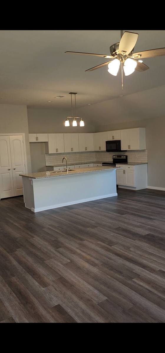 House for rent at 5520 Curzon Ave, Fort Worth, TX 76107