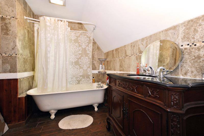 Apartment for rent at 305 Central St #H, Auburndale, MA 02466