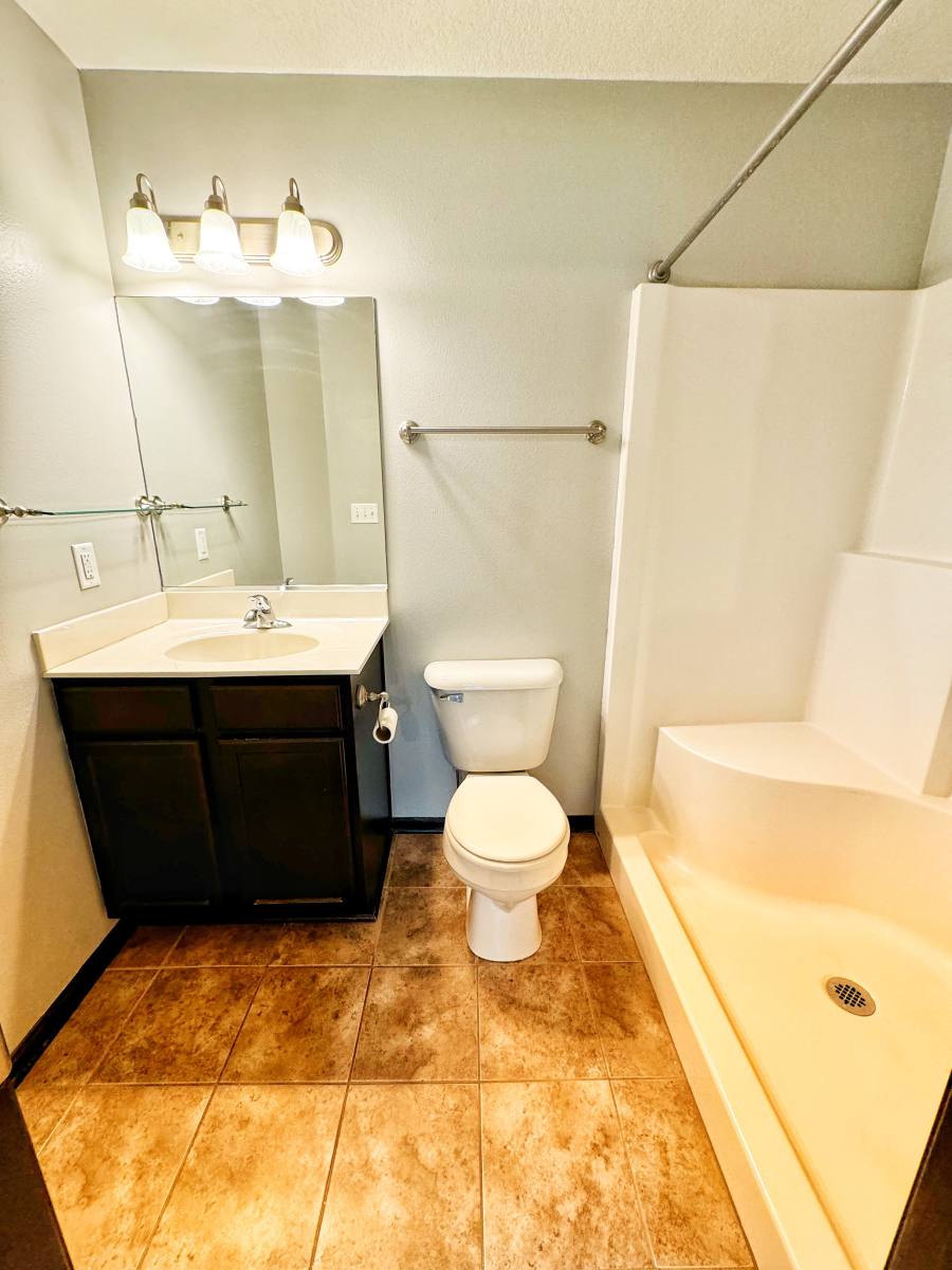 Townhouse for rent at 5841 NW 50th St, Johnston, IA 50131