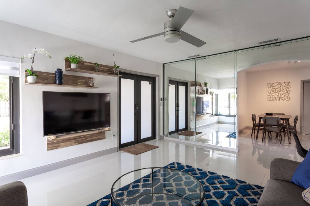 Townhouse for rent at 140 NW 23rd Ave, Miami, FL 33125