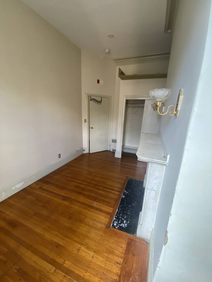 Apartment for rent at 26 Marlborough St #5, Boston, MA 02116