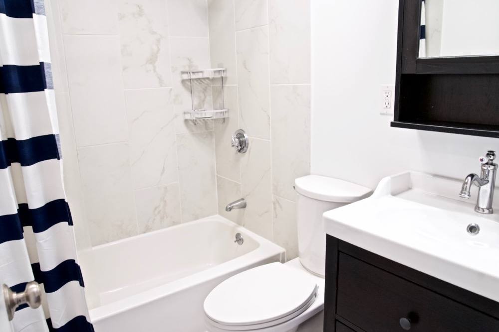Apartment for rent at 390 Riverway #16, Boston, MA 02115