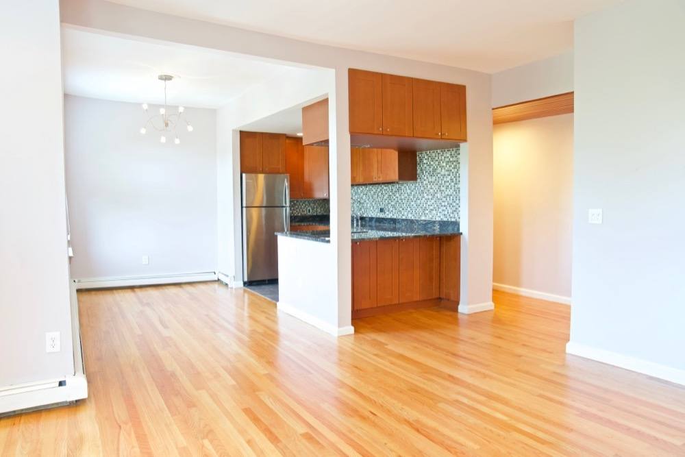 Apartment for rent at 390 Riverway #16, Boston, MA 02115