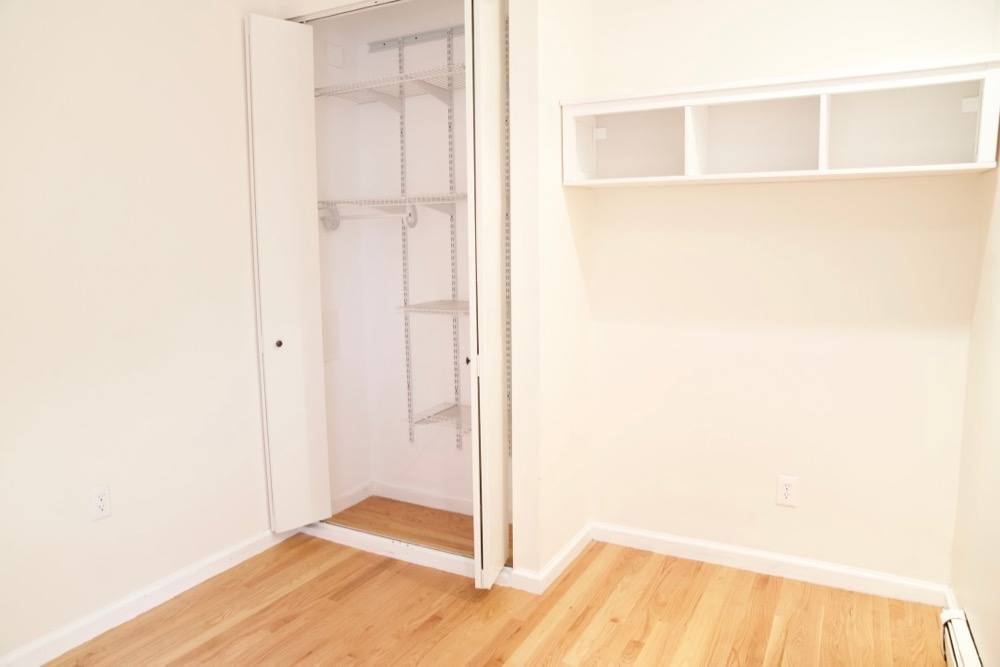 Apartment for rent at 390 Riverway #16, Boston, MA 02115