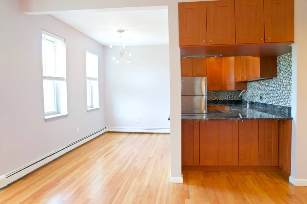 Apartment for rent at 390 Riverway #16, Boston, MA 02115