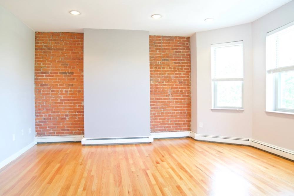 Apartment for rent at 390 Riverway #16, Boston, MA 02115