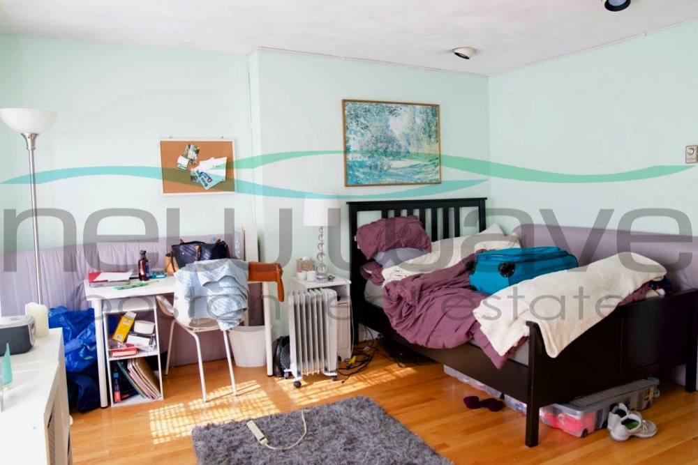 Apartment for rent at 242 W Newton St #2, Boston, MA 02116