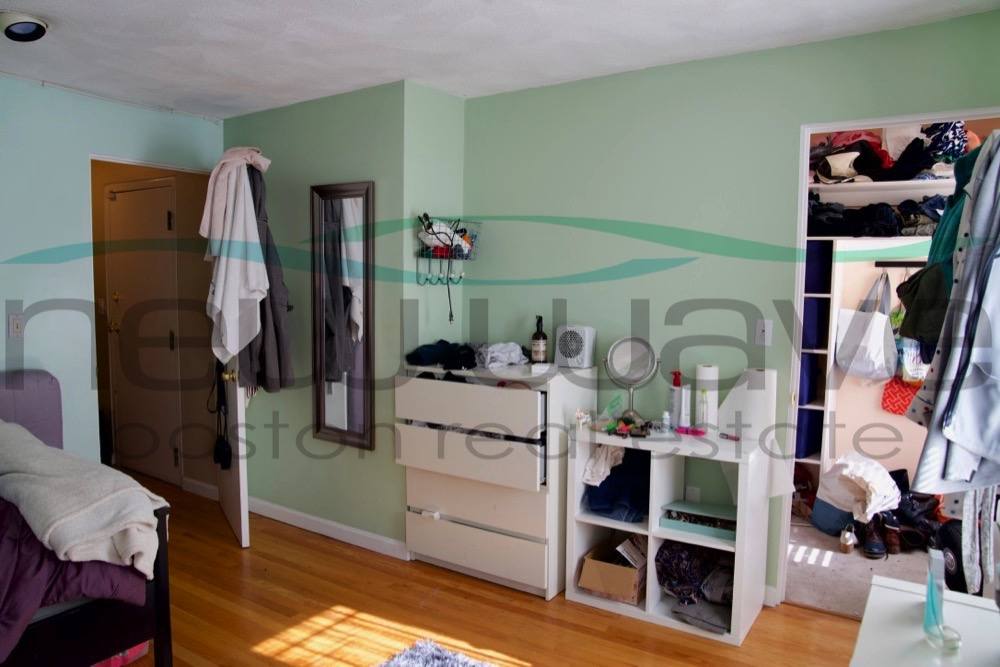 Apartment for rent at 242 W Newton St #2, Boston, MA 02116