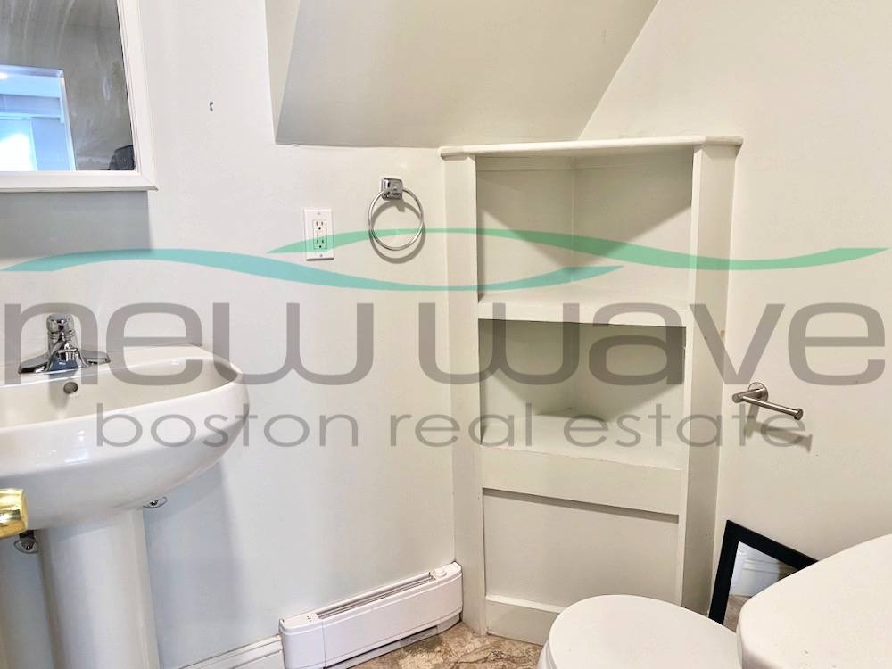 Apartment for rent at 26 Marlborough St #1, Boston, MA 02116