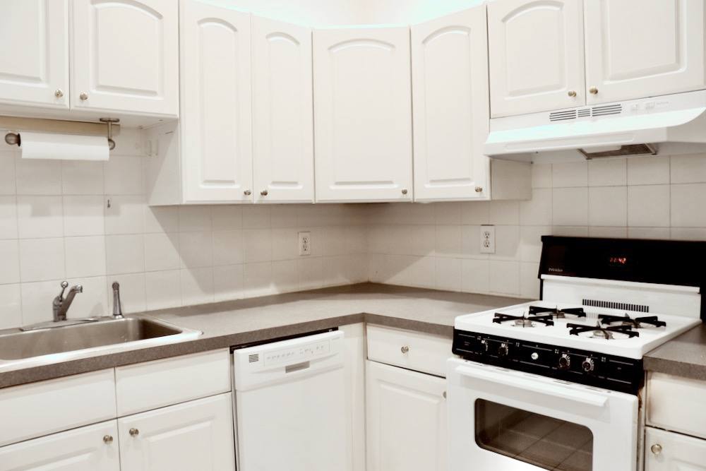 Apartment for rent at 36 Anderson St #1, Boston, MA 02114