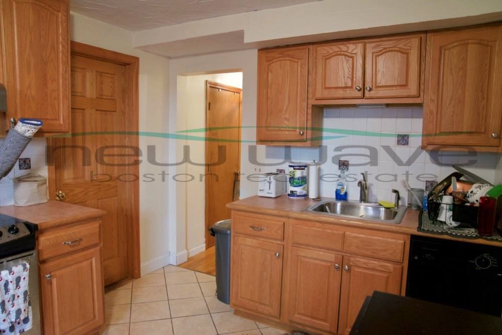 Apartment for rent at 39 Charles St #2, Boston, MA 02114