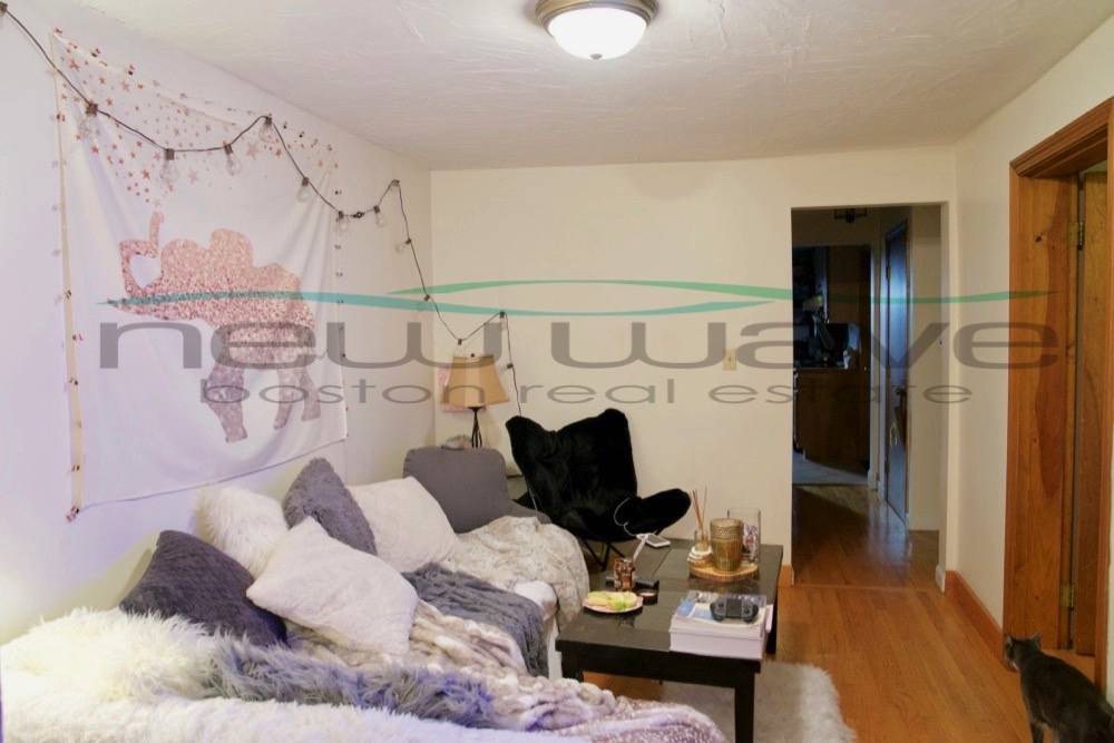 Apartment for rent at 39 Charles St #2, Boston, MA 02114