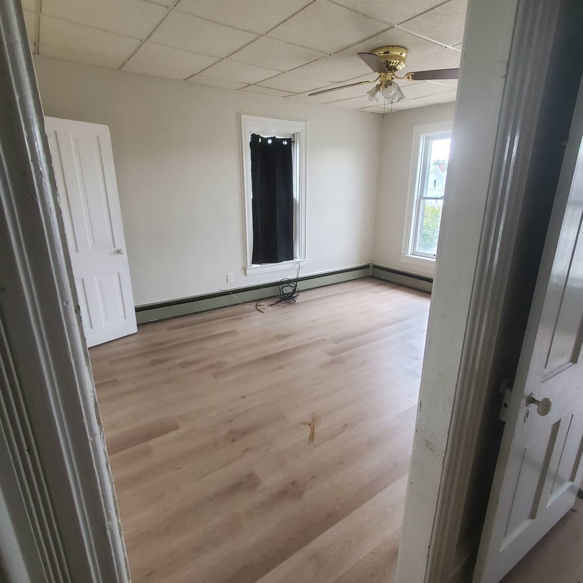 Apartment for rent at 115 Center St #115 1 2 Second Floor, Milton, PA 17847