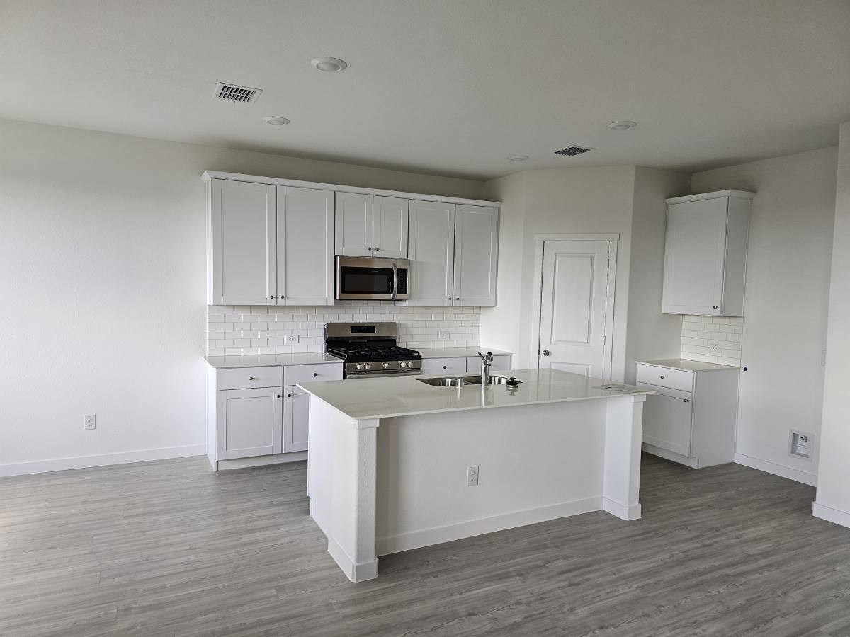 House for rent at 1813 White Ash Way, McKinney, TX 75071