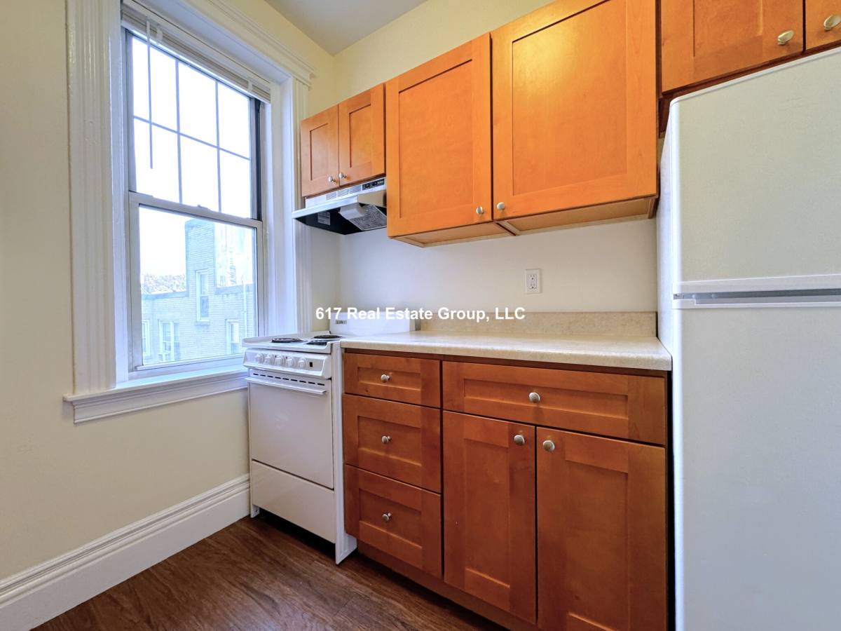 Apartment for rent at 31 Park Dr #I8, Boston, MA 02215