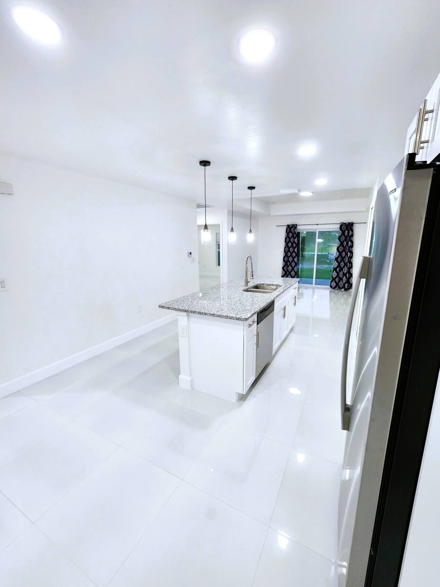Townhouse for rent at 4810 Leonard Blvd S, Lehigh Acres, FL 33973