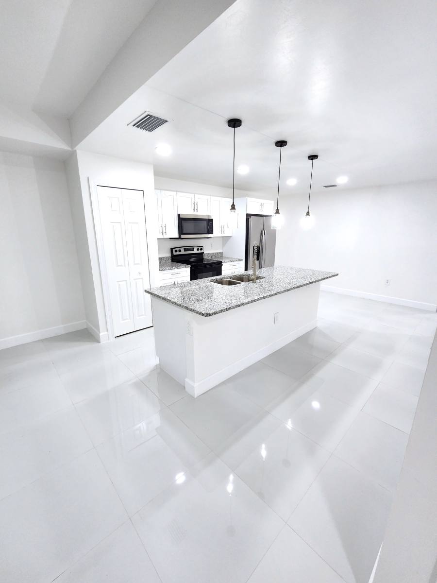 Townhouse for rent at 4810 Leonard Blvd S, Lehigh Acres, FL 33973