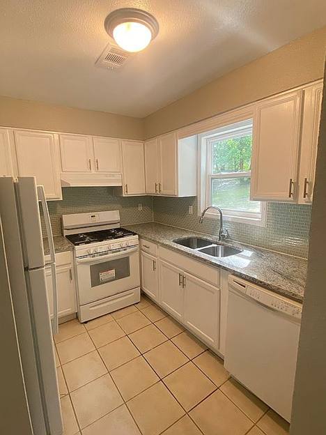 Townhouse for rent at 2644 Dorian Dr #D, Snellville, GA 30078