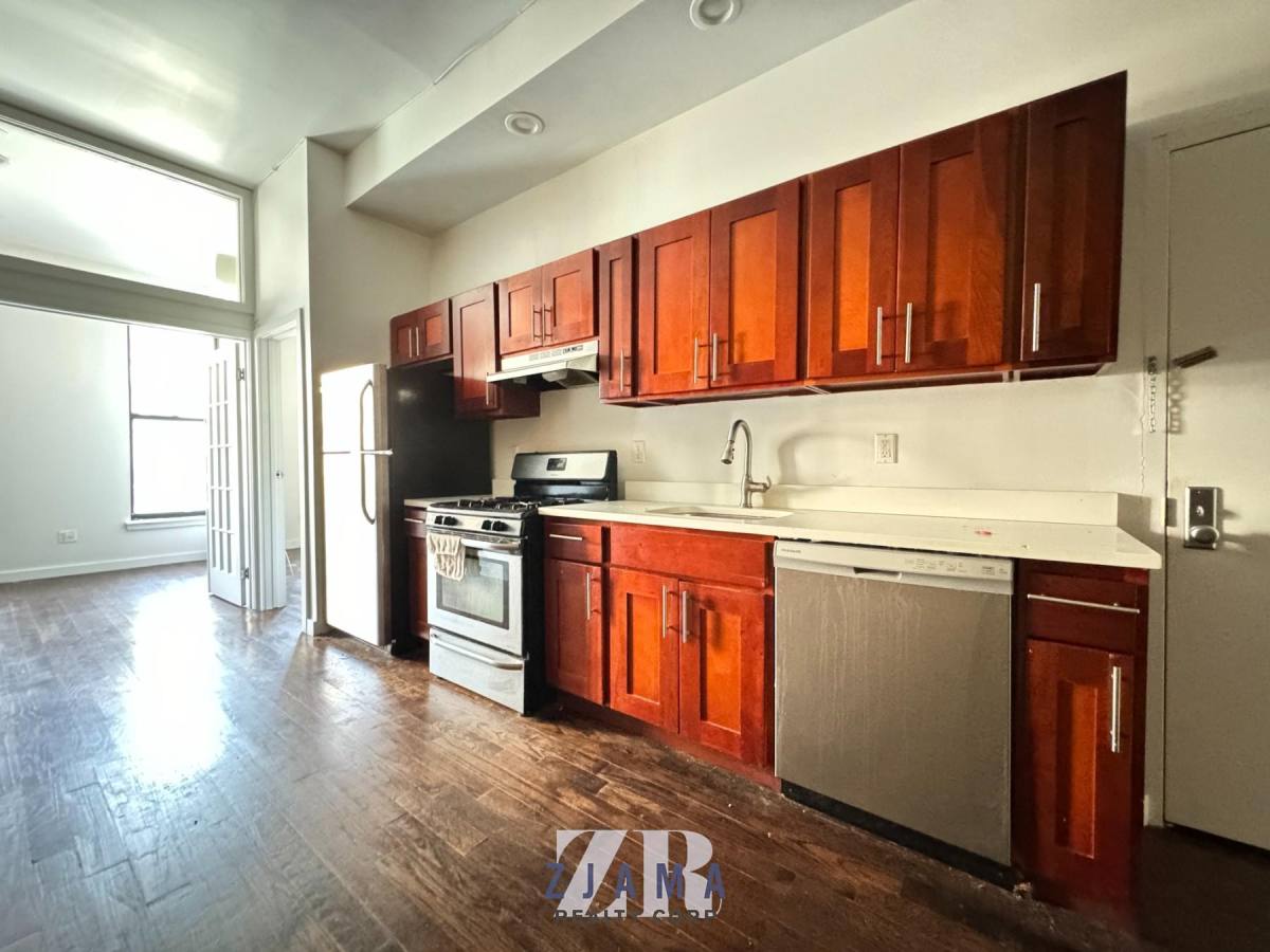 Apartment for rent at 308 Tompkins Ave #1, Brooklyn, NY 11216