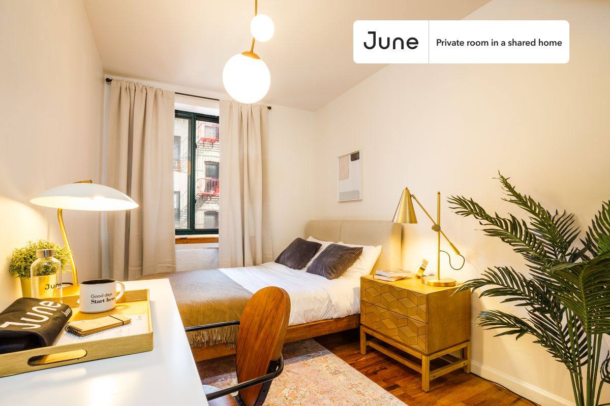 Apartment for rent at 375 E 10th St, New York, NY 10009