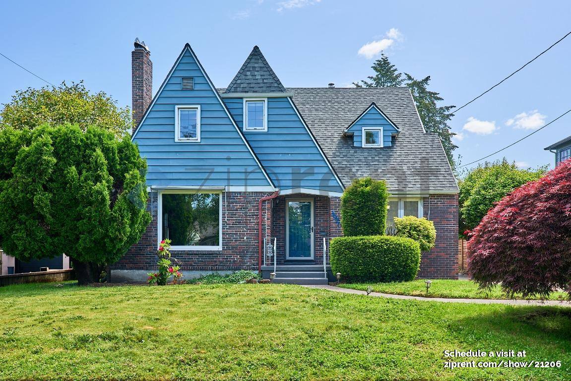 House for rent at 3920 NE 37th Ave, Portland, OR 97212