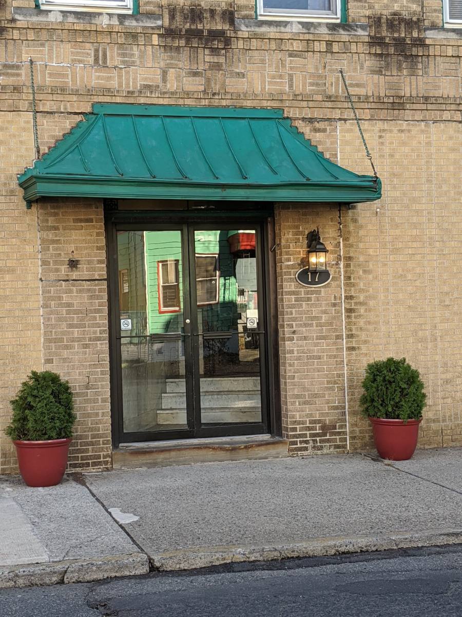 Apartment for rent at 17-19 Dodd St, East Orange, NJ 07017