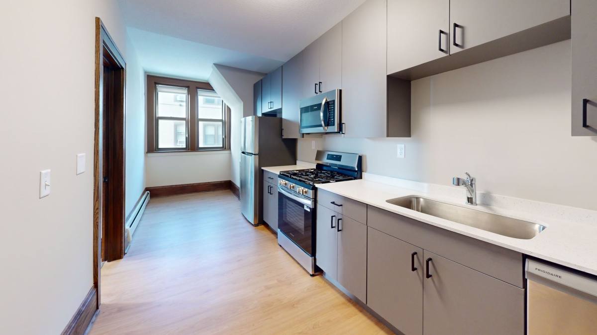 Townhouse for rent at 1127 4th St SE, Minneapolis, MN 55414