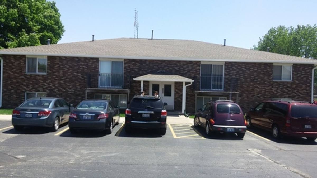 Apartment for rent at 3824 26th Ave, Moline, IL 61265