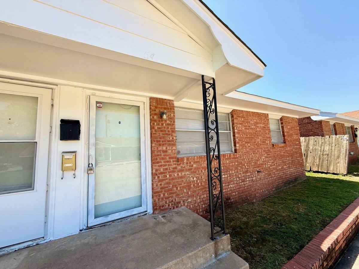 House for rent at 500 Stinson St, Norman, OK 73072