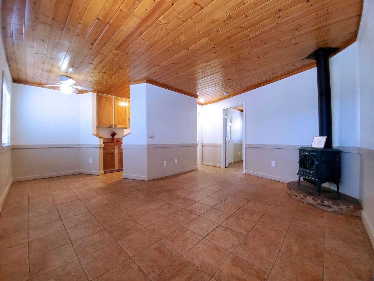 Apartment for rent at 200-240 W Chase Ave, El Cajon, CA 92020
