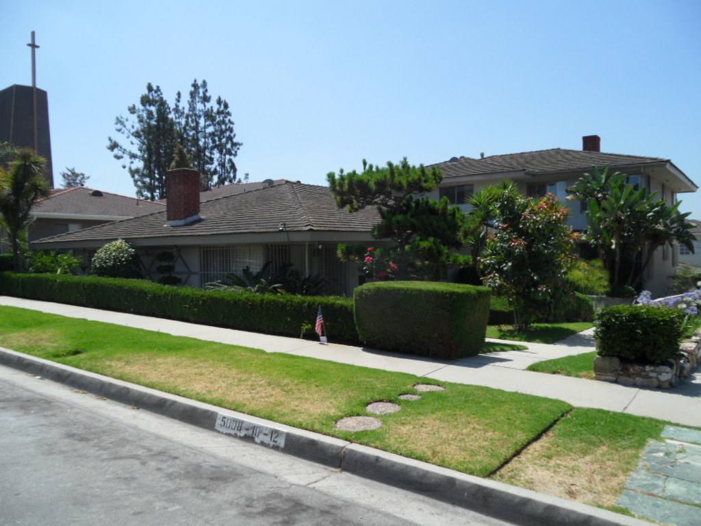 Apartment for rent at 5008 W 58th Place, Los Angeles, CA 90056