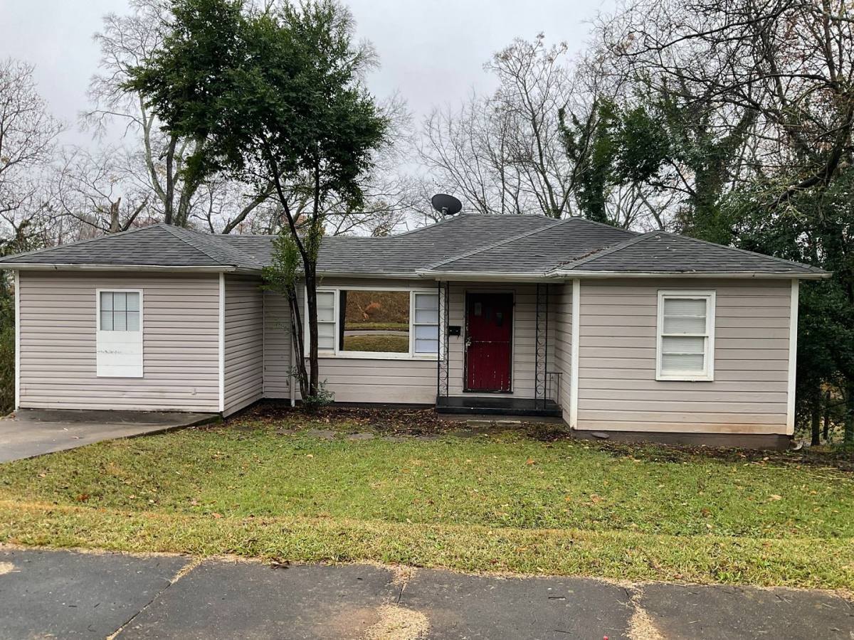 House for rent at 2037 26th St W, Birmingham, AL 35218
