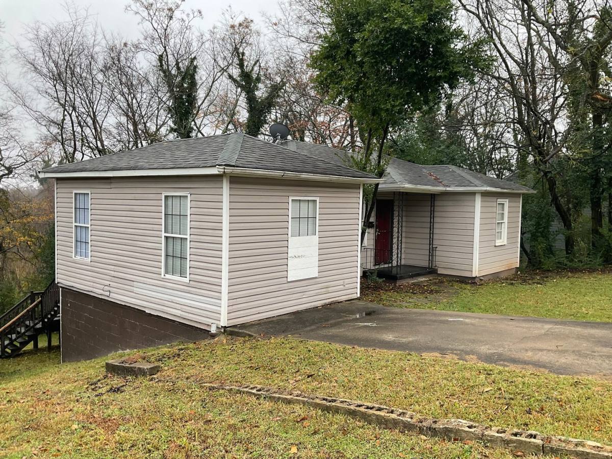 House for rent at 2037 26th St W, Birmingham, AL 35218