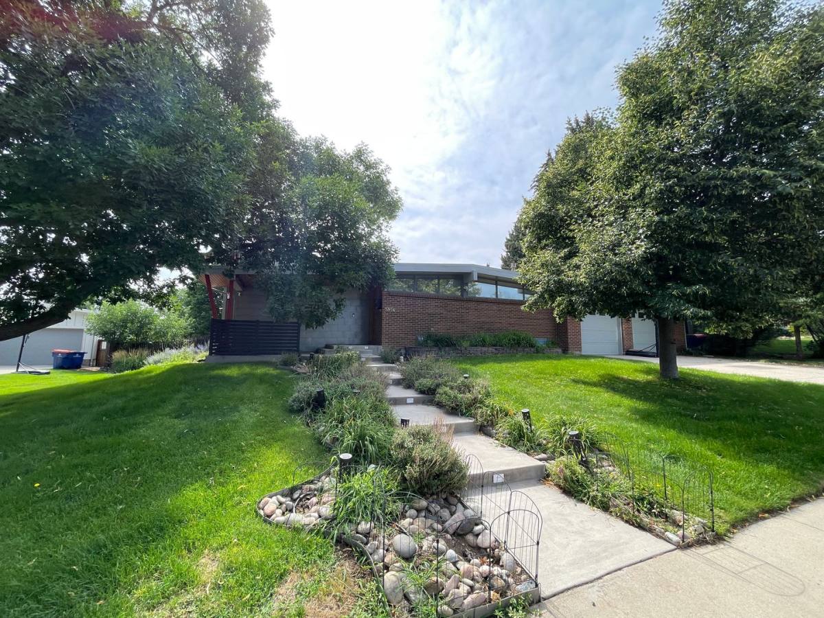 House for rent at 5974 S Milwaukee Way, Littleton, CO 80121