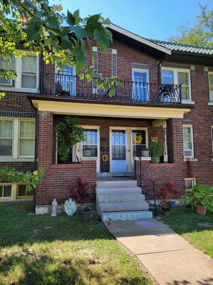 Apartment for rent at 4570-4572 Loughborough Ave, Saint Louis, MO 63116